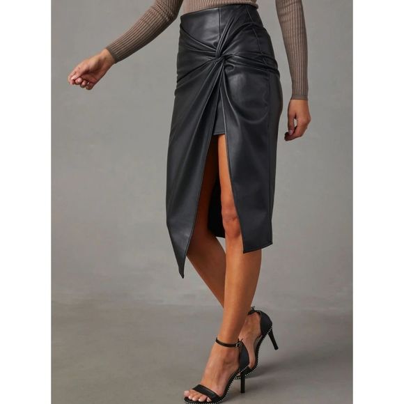 Black Twist Faux Leather Skirt - Picture 4 of 5